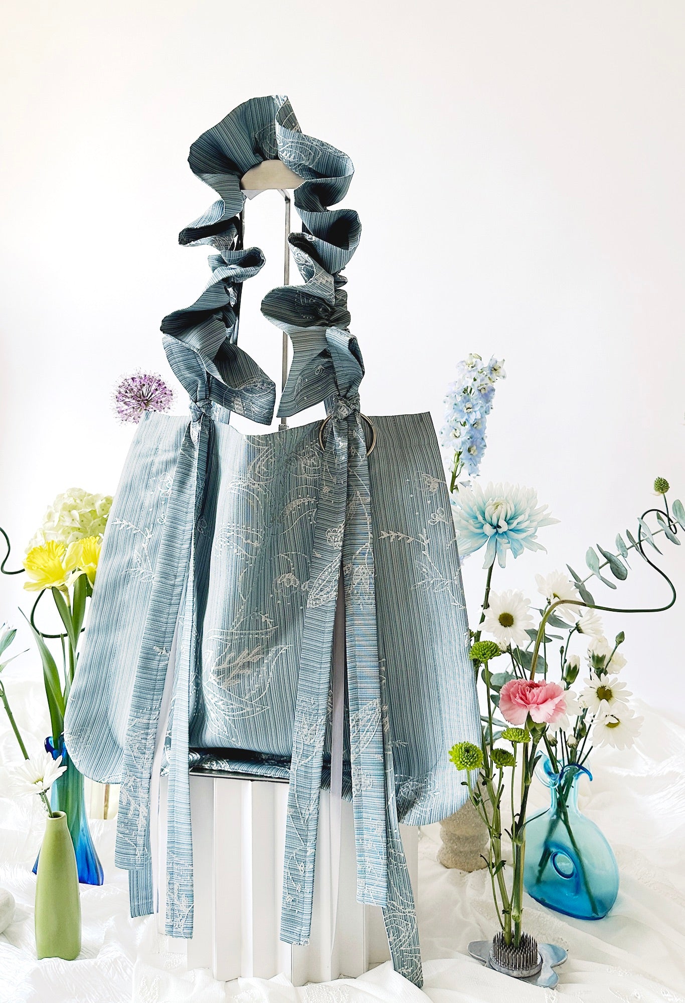ALIYA TOTE BAG - BLUE FLORAL EMBROIDERED FAILLE