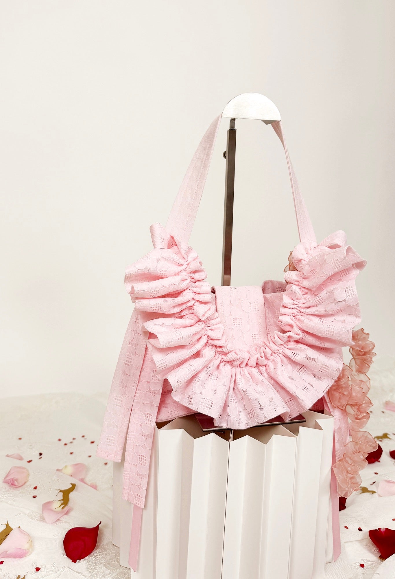 NAIA SHOULDER BAG - BABY PINK LACE