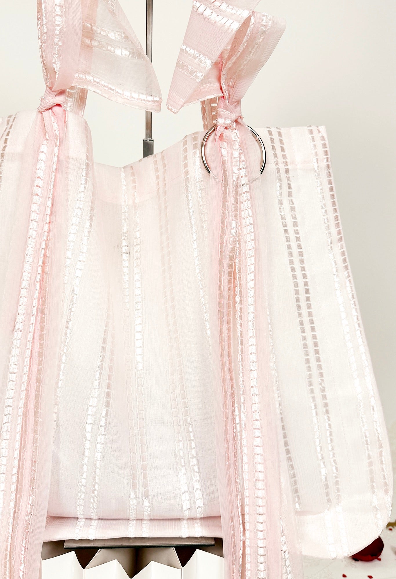 ALIYA TOTE - PINK STRIPED MESH