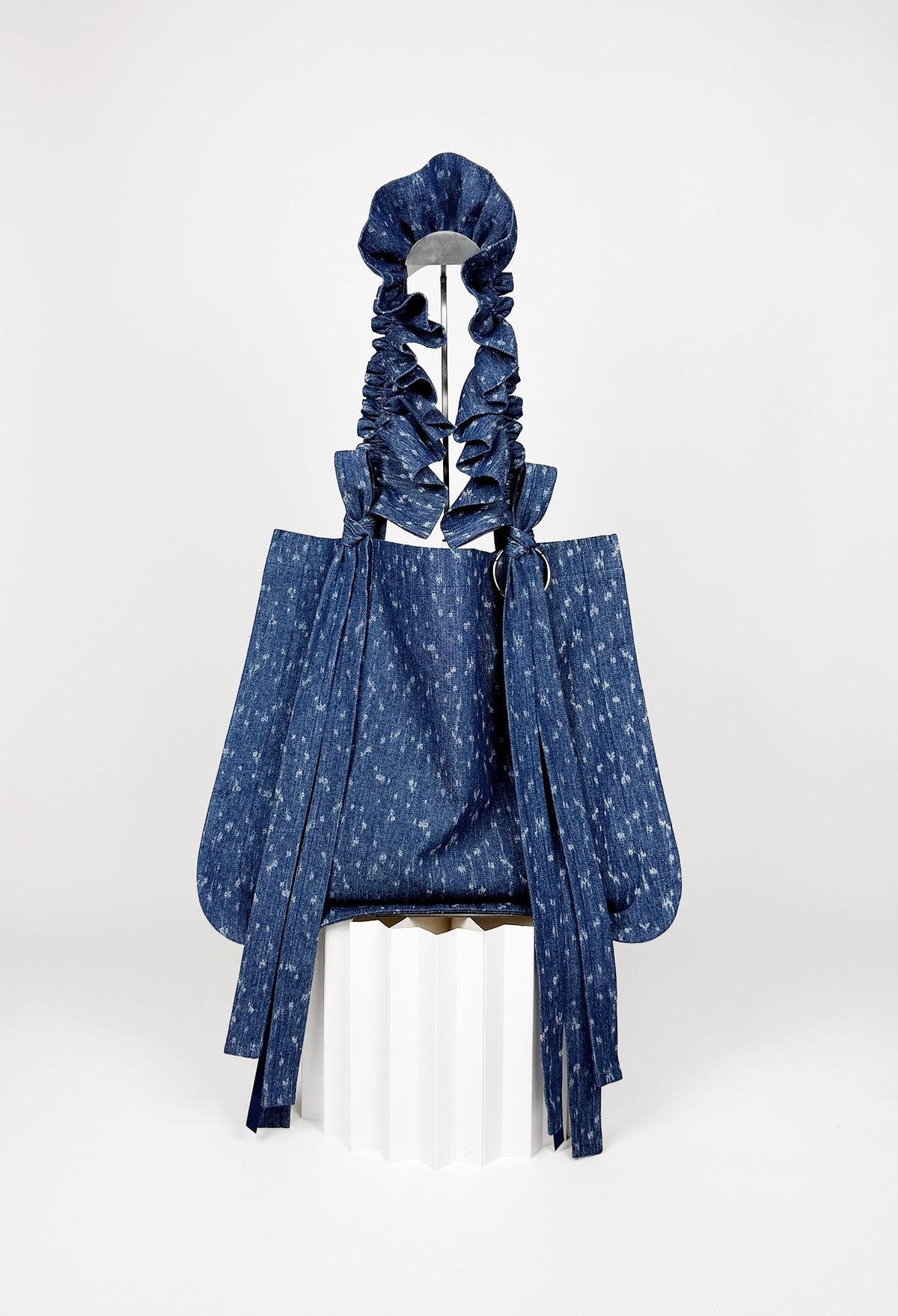 ALIYA TOTE - INDIGO CHAMBRAY