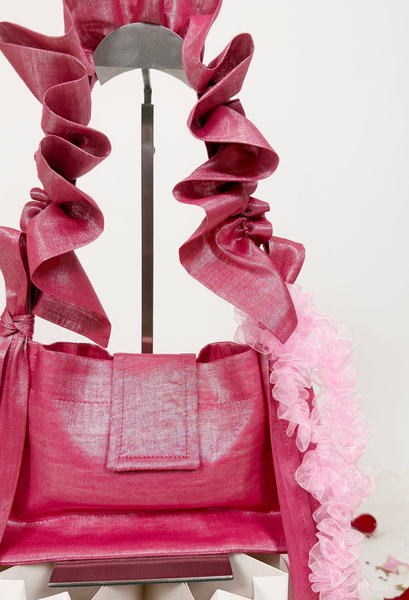 NAIA SHOULDER BAG - DARK PINK LAMÉ