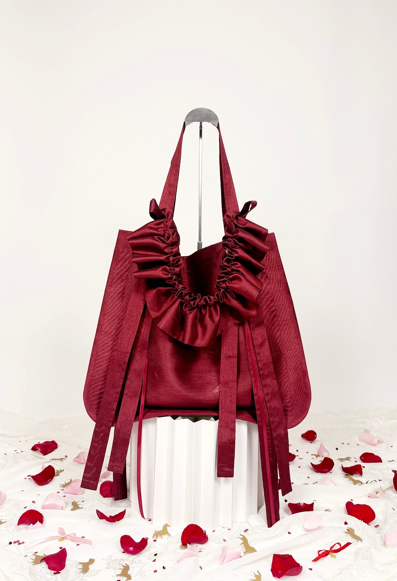 ALIYA TOTE BAG - BURGUNDY TAFFETA