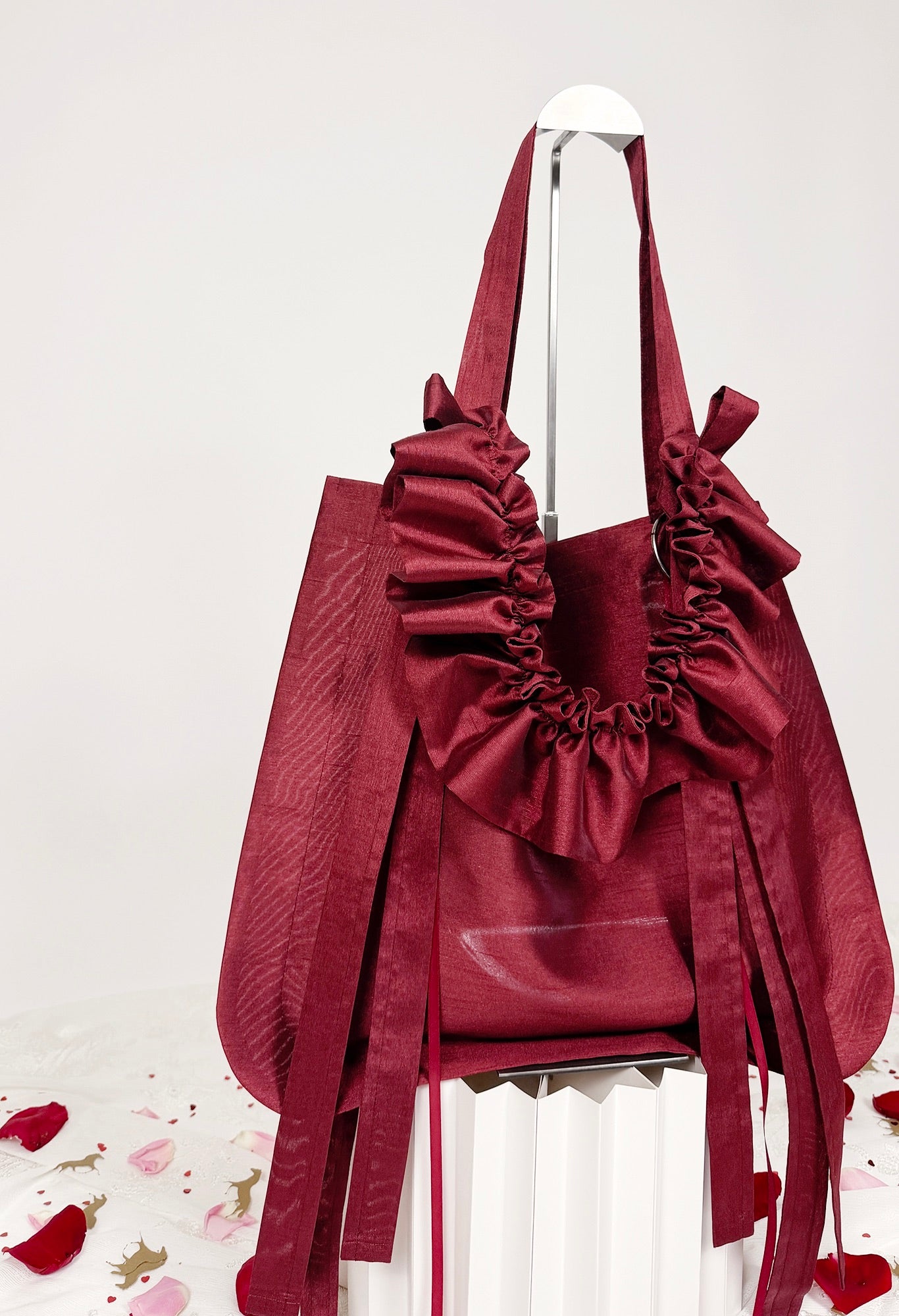 ALIYA TOTE BAG - BURGUNDY TAFFETA
