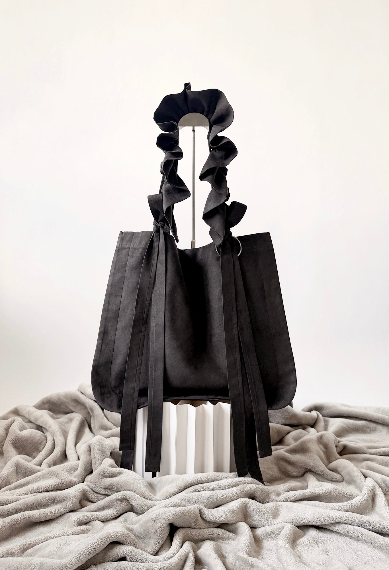 ALIYA TOTE - DARK GRAY MICROSUEDE