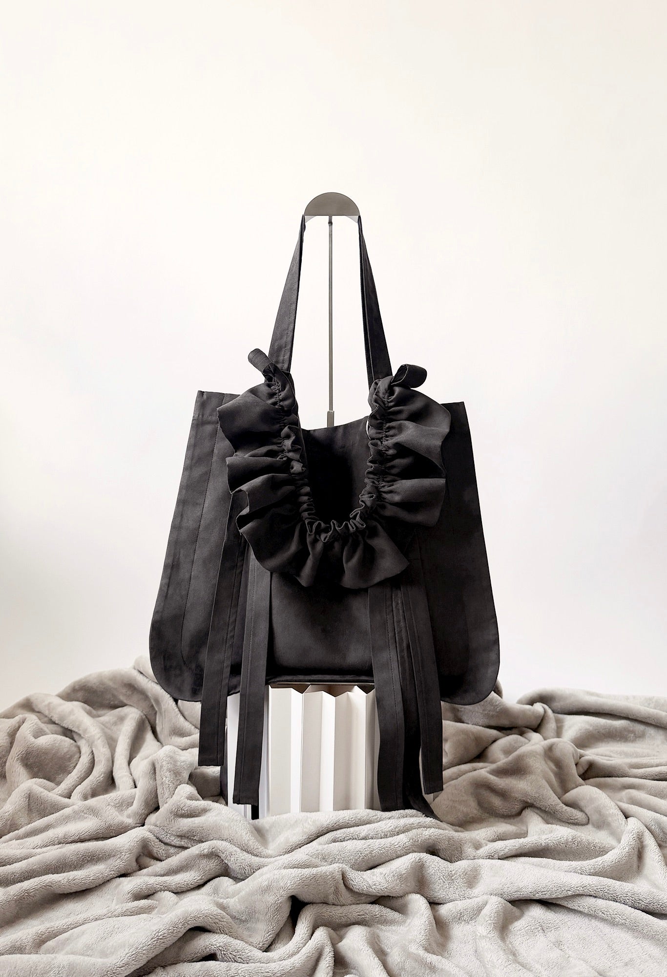 ALIYA TOTE - DARK GRAY MICROSUEDE