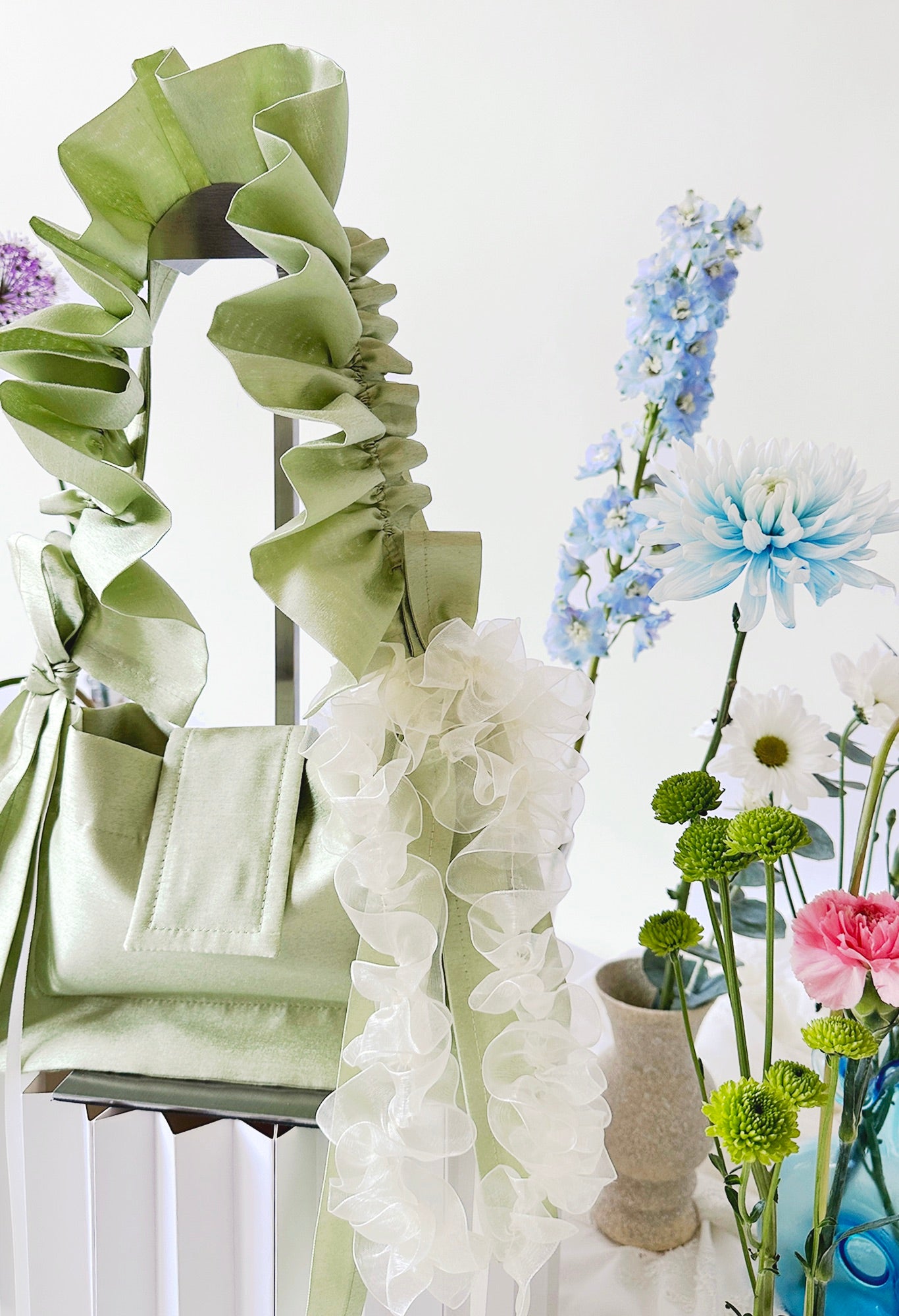NAIA SHOULDER BAG - GREEN TAFFETA