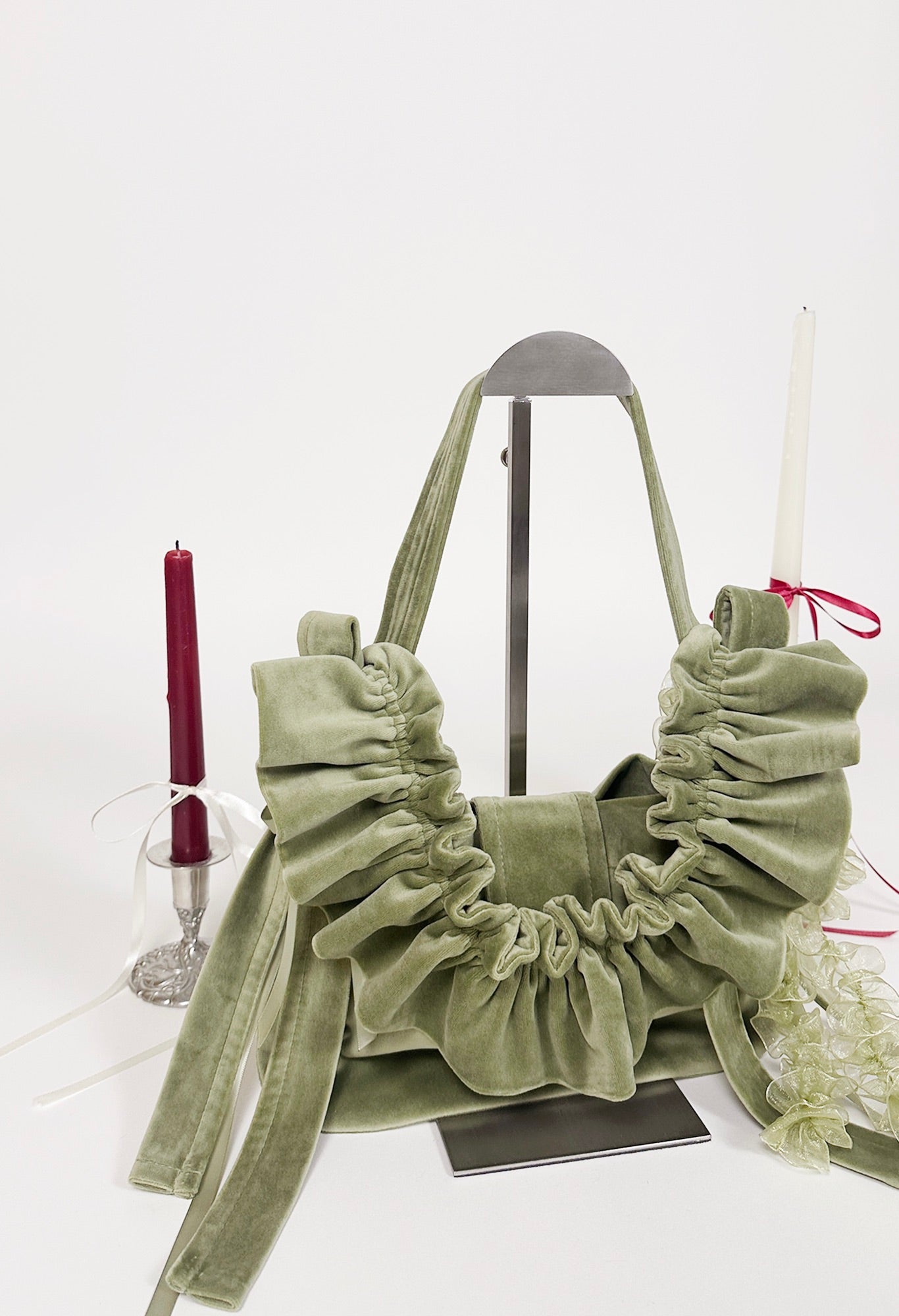 NAIA SHOULDER BAG - GREEN VELVET