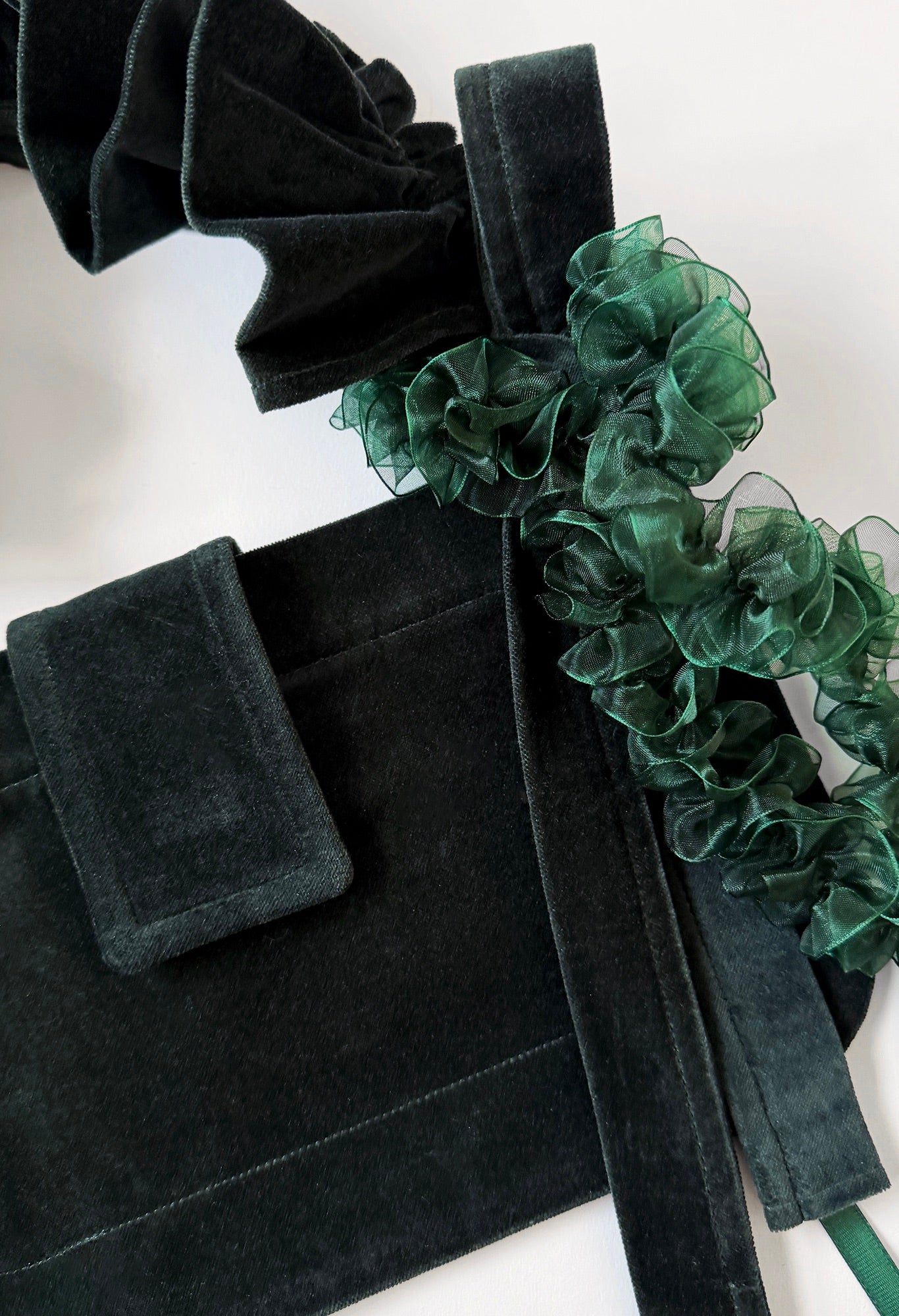 NAIA SHOULDER BAG - DARK GREEN VELOUR