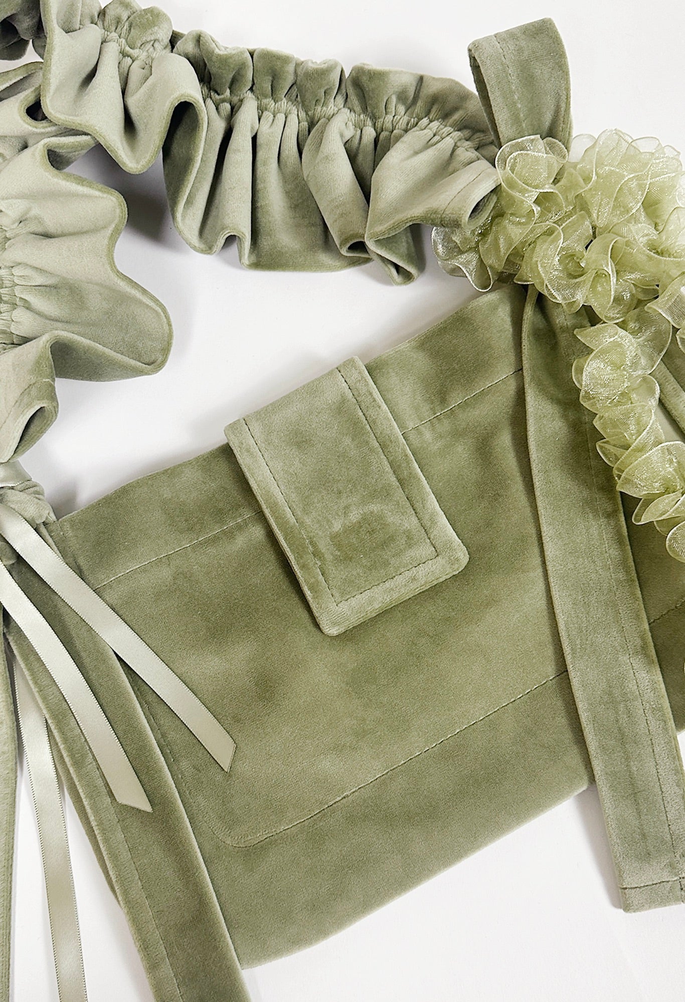 NAIA SHOULDER BAG - GREEN VELVET