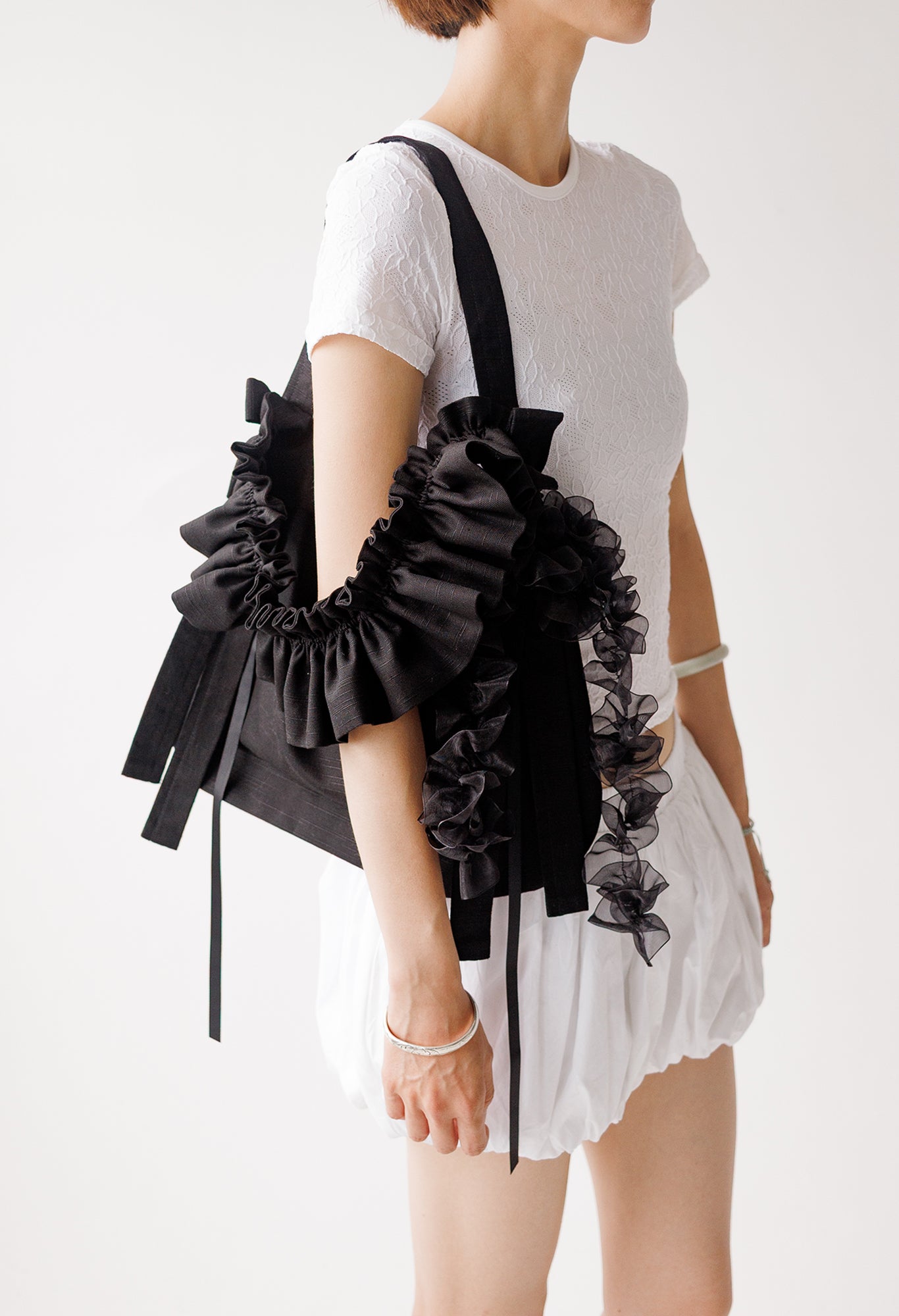 OVERSIZED NAIA SHOULDER BAG