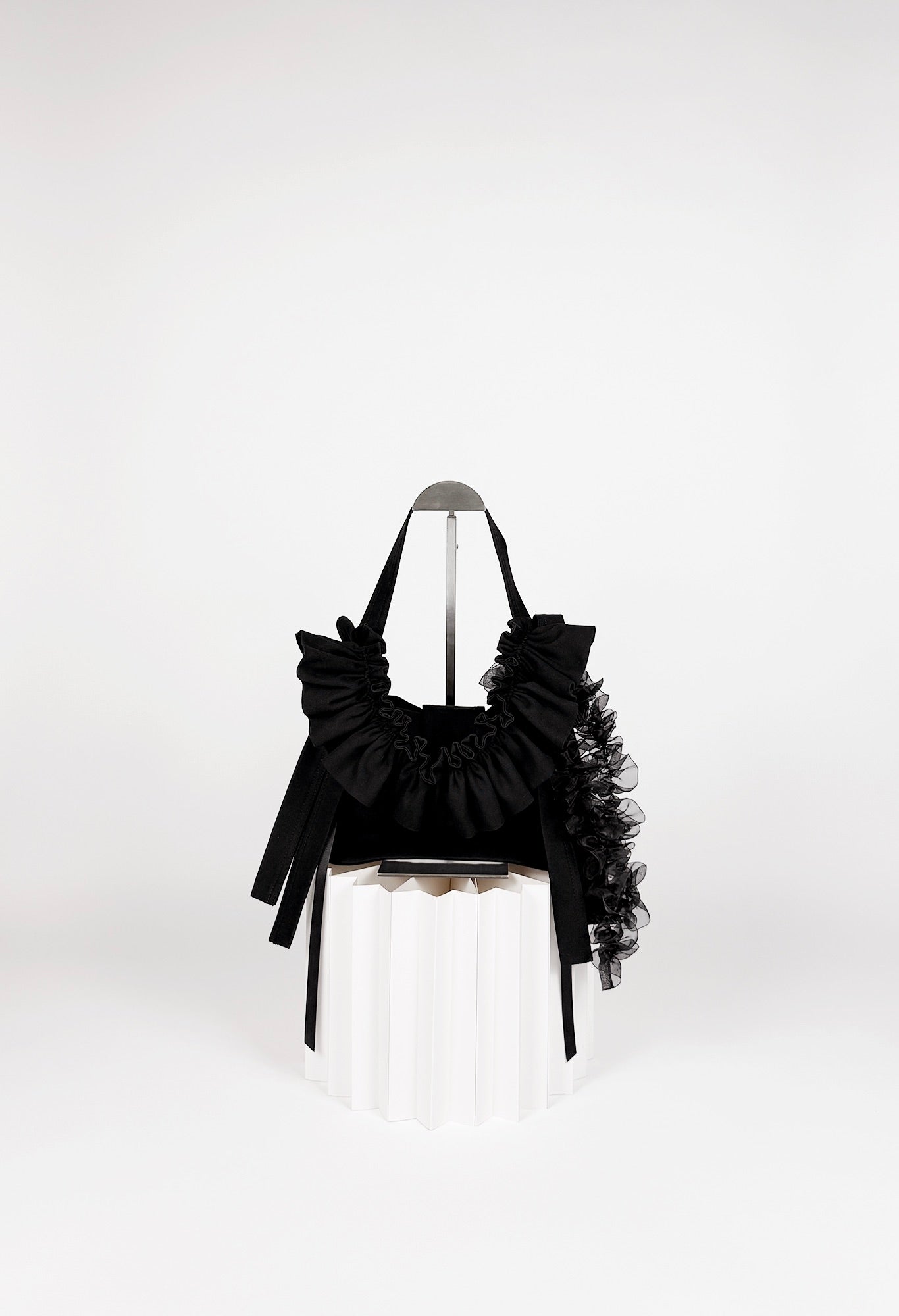 NAIA SHOULDER BAG