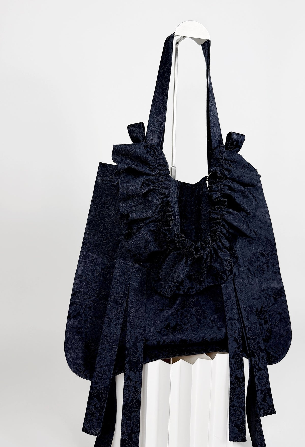 ALIYA TOTE - NAVY JACQUARD