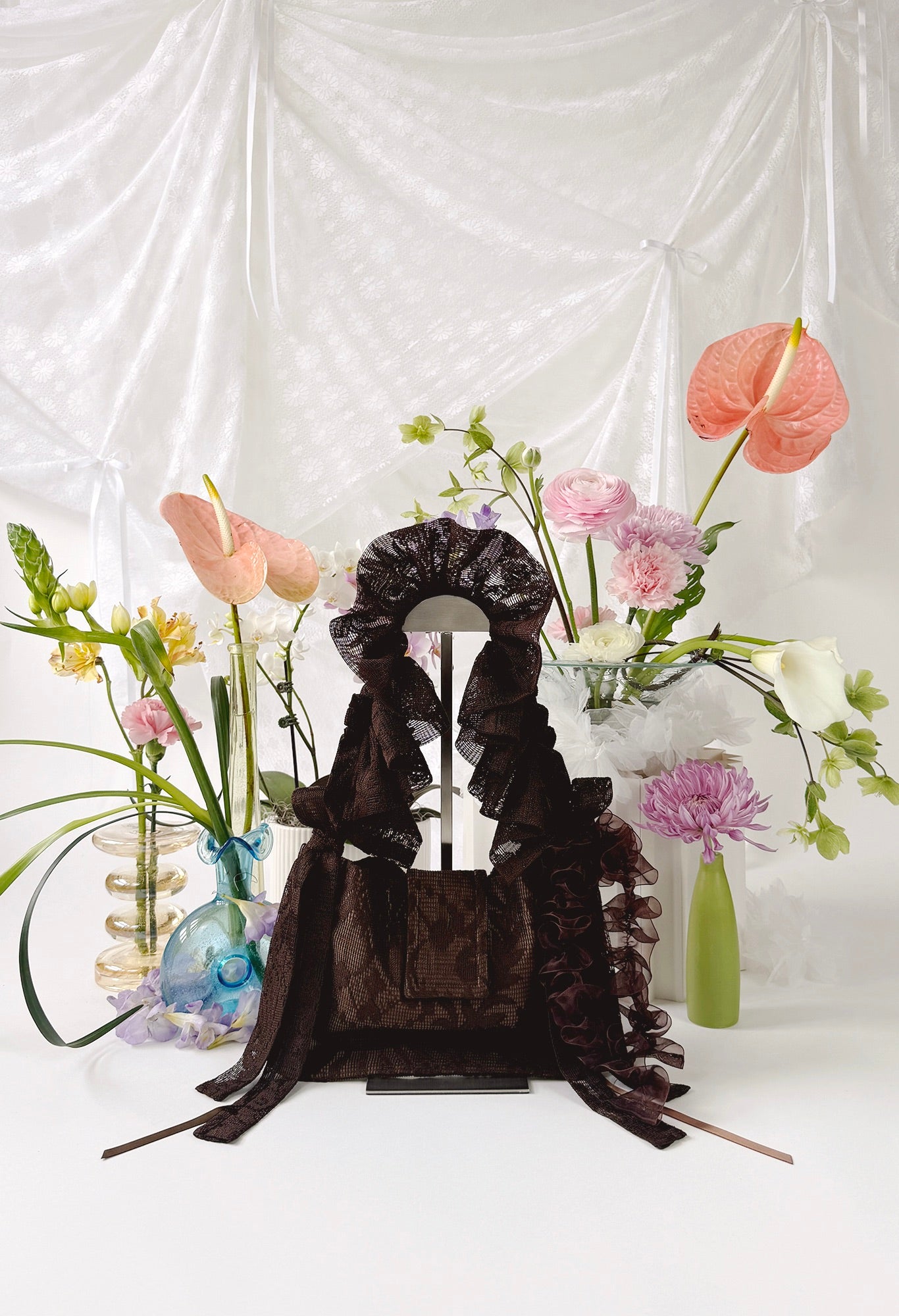 NAIA SHOULDER BAG - BROWN LACE