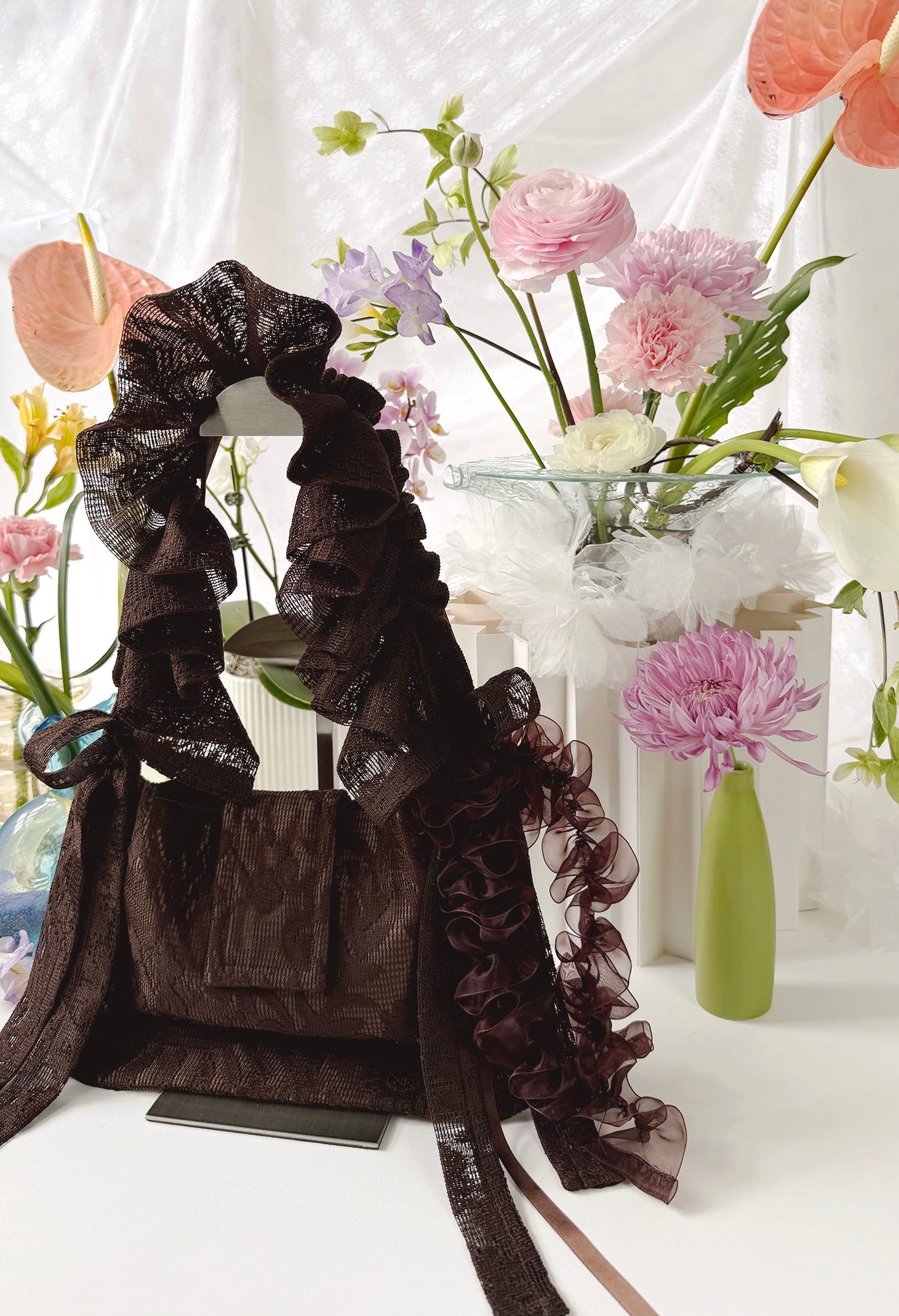 NAIA SHOULDER BAG - BROWN LACE