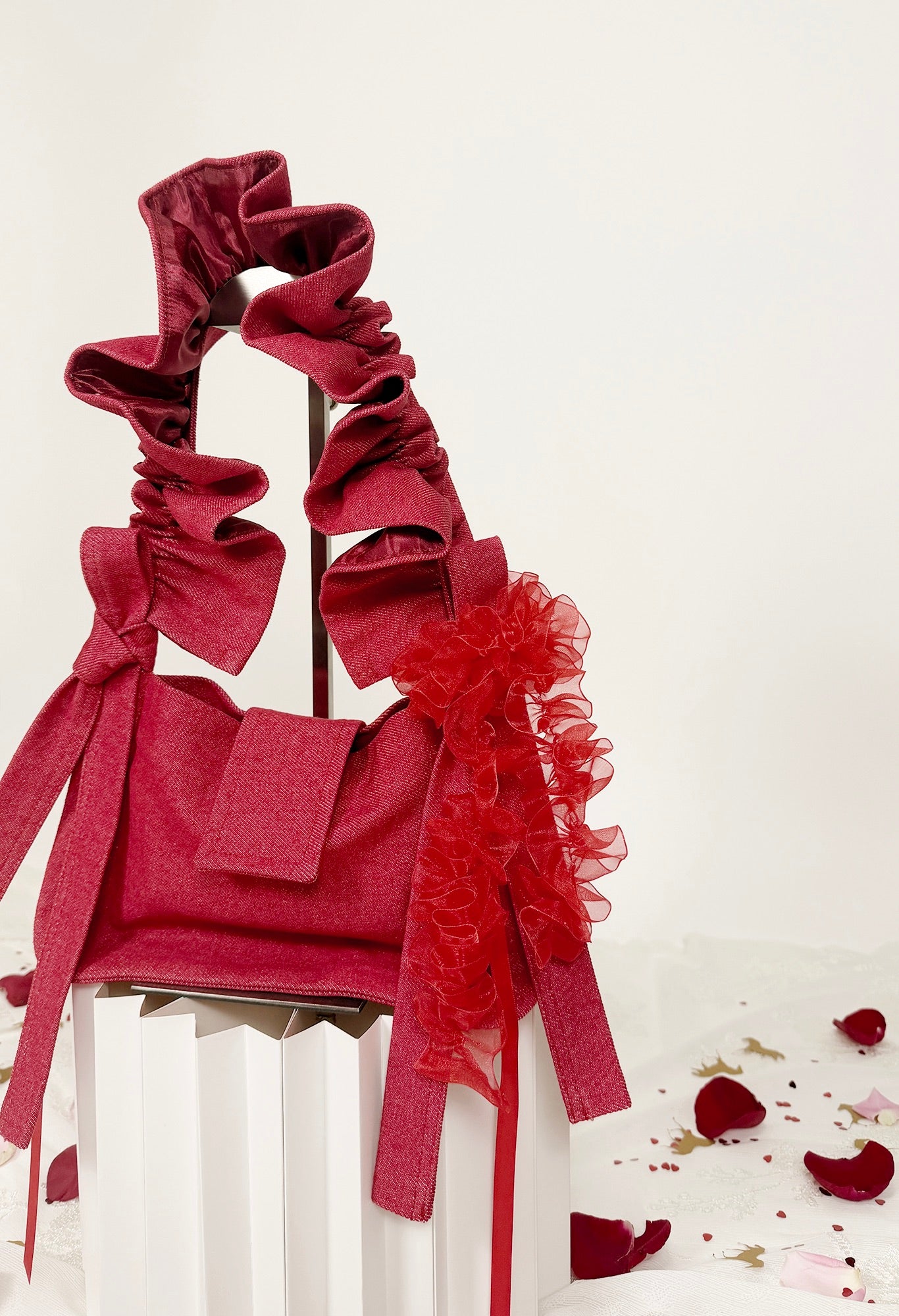 NAIA SHOULDER BAG - RED DENIM