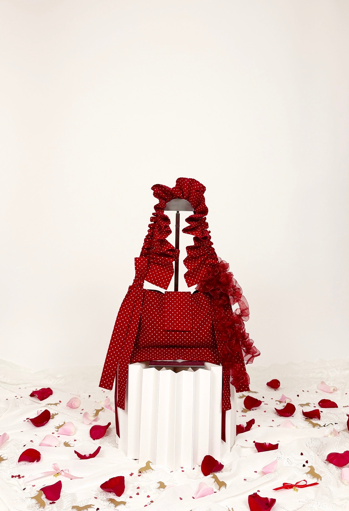 NAIA SHOULDER BAG - RED COTTON HEARTS