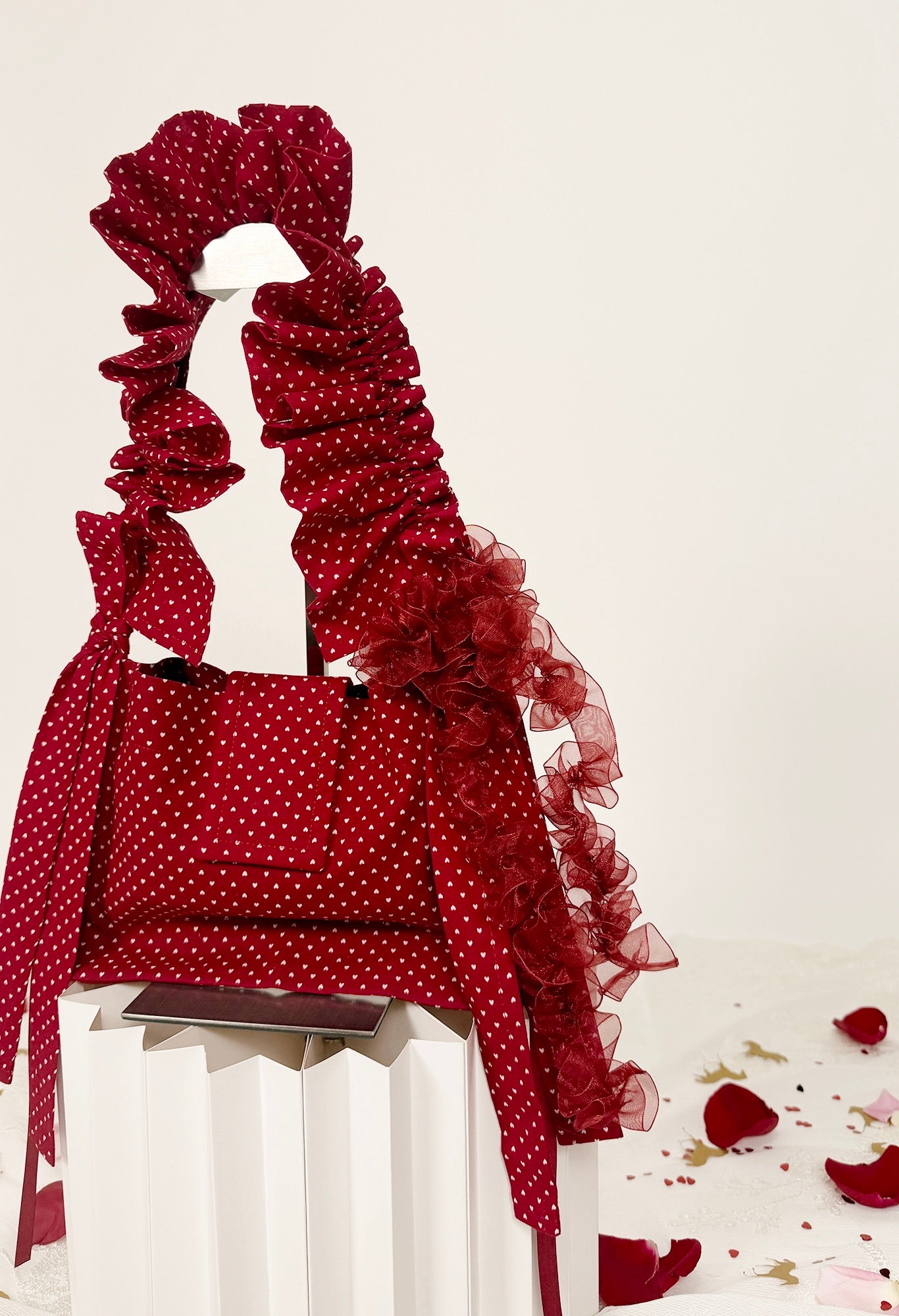 NAIA SHOULDER BAG - RED COTTON HEARTS