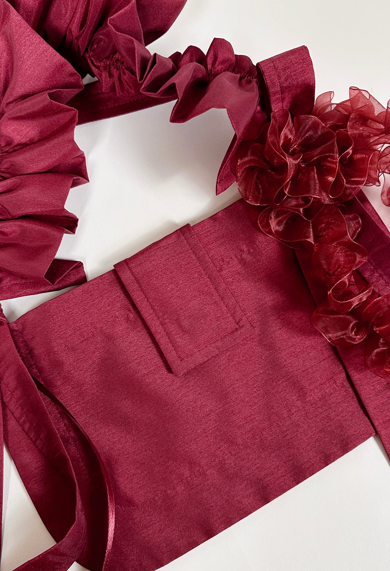 NAIA SHOULDER BAG - CHERRY TAFFETA