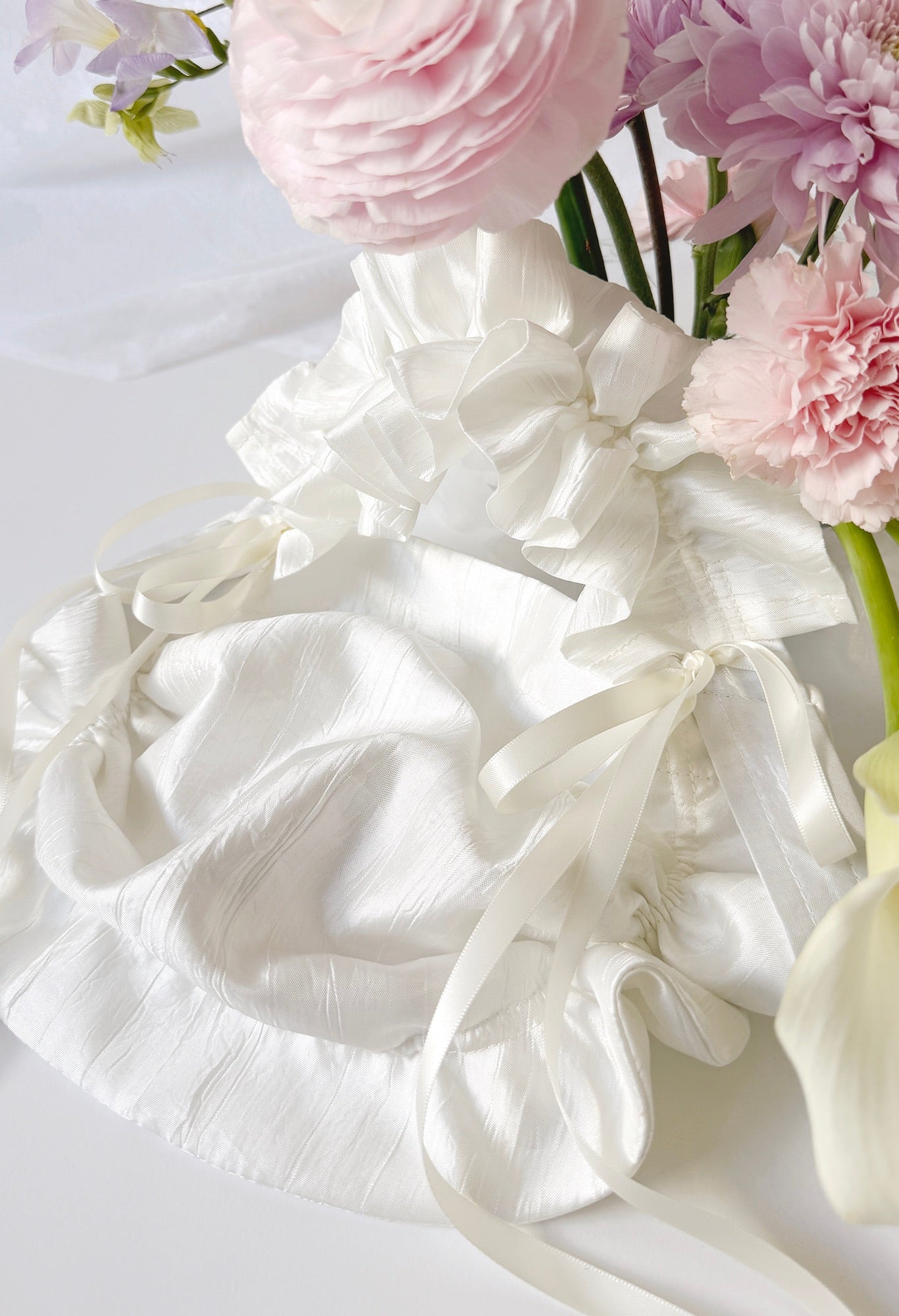 ZIA BAG - IVORY CRINKLED TAFFETA