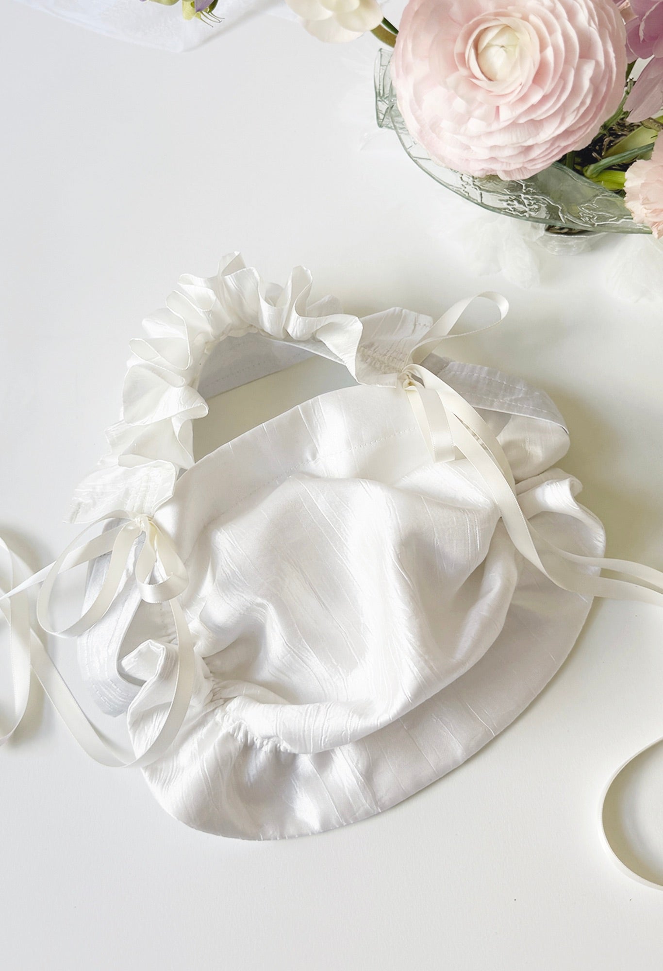 ZIA BAG - IVORY CRINKLED TAFFETA