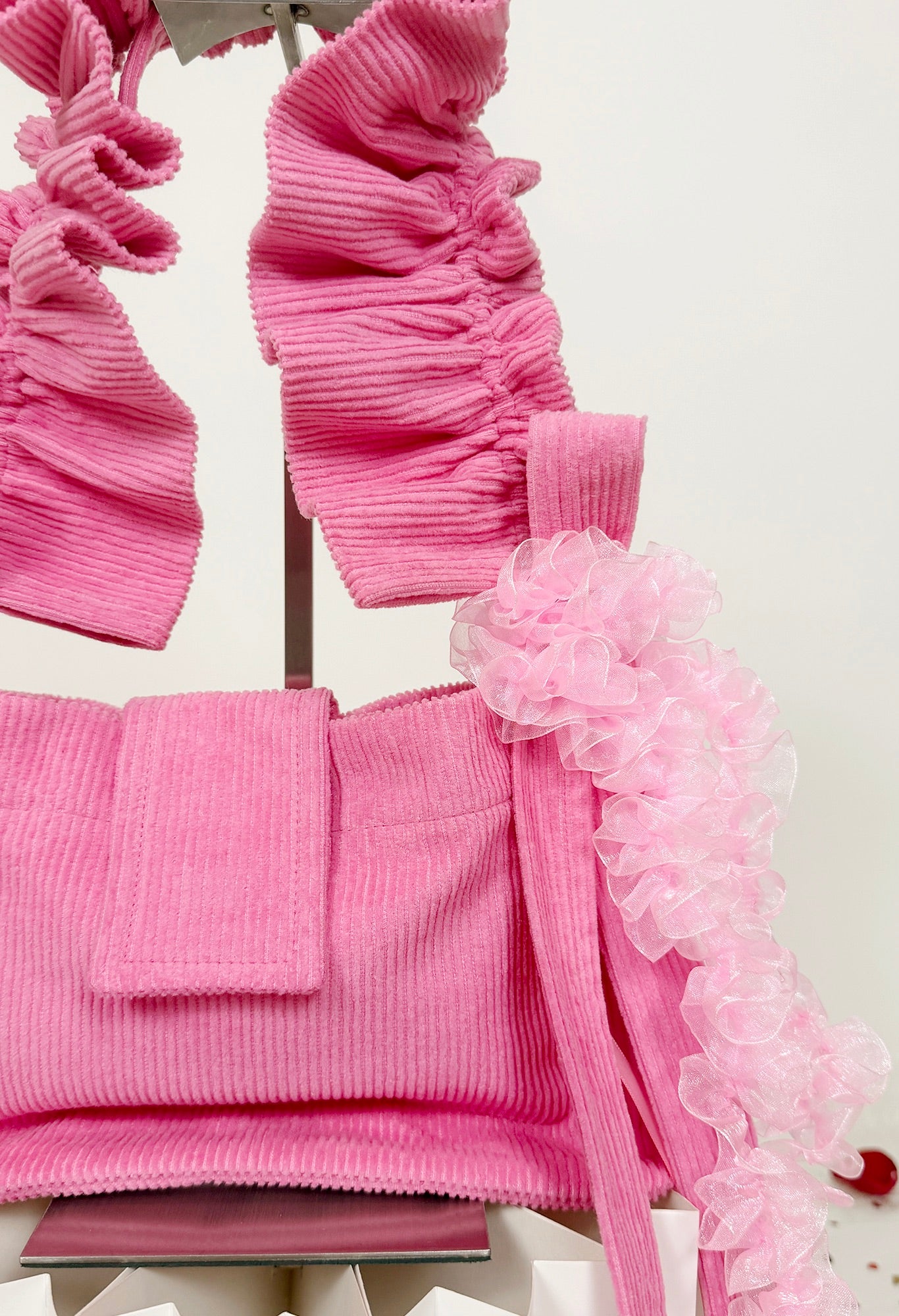 NAIA SHOULDER BAG - BUBBLEGUM PINK CORDUROY