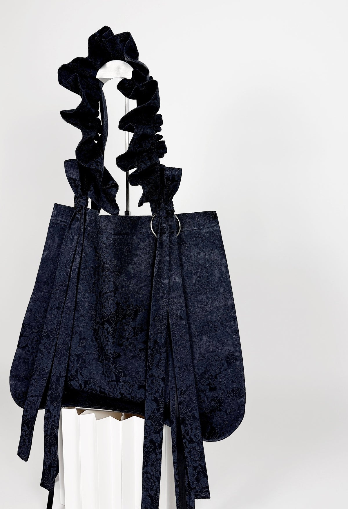 ALIYA TOTE - NAVY JACQUARD