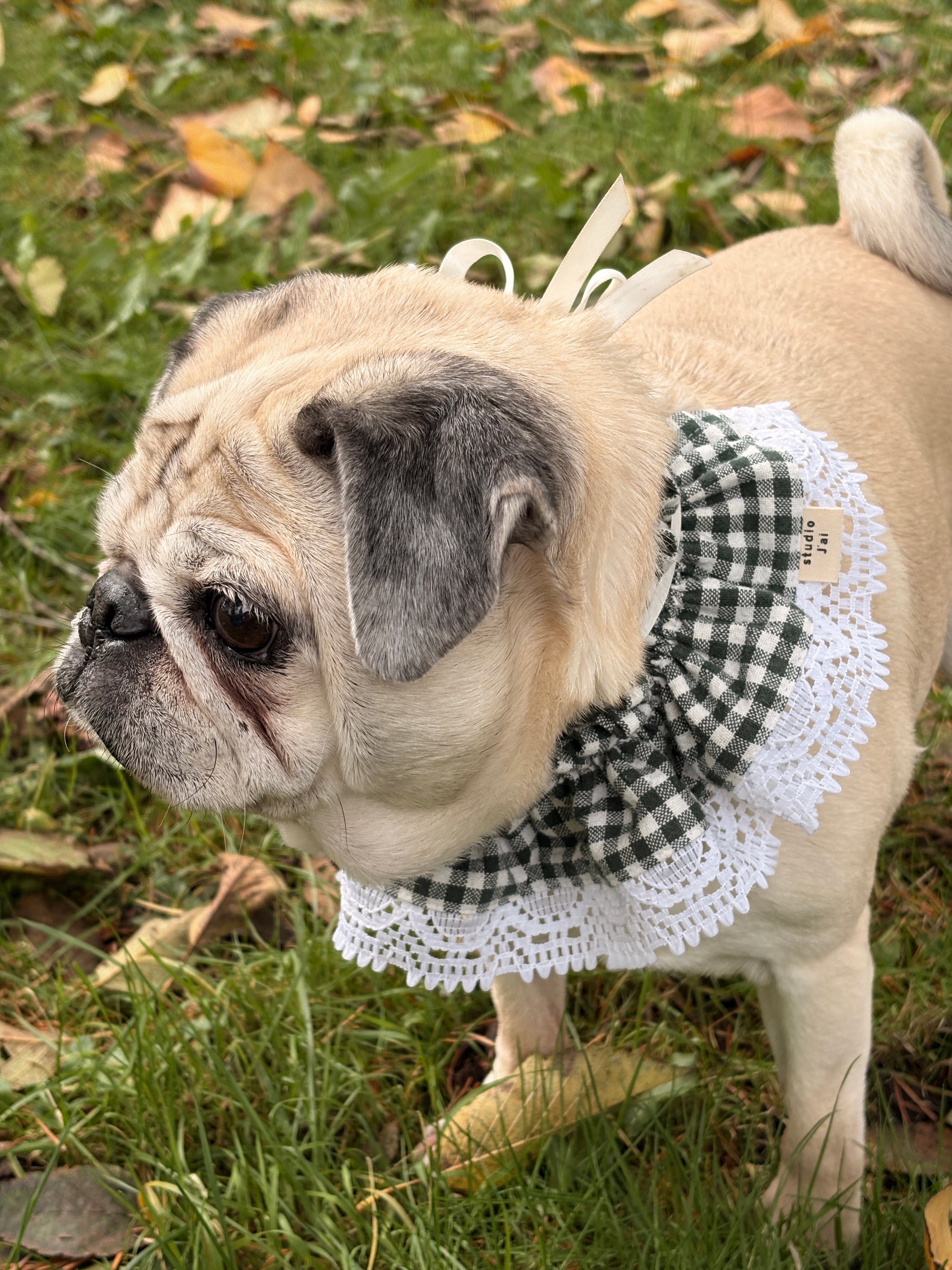 GINGHAM SCRUNCHIE - LACE TRIM