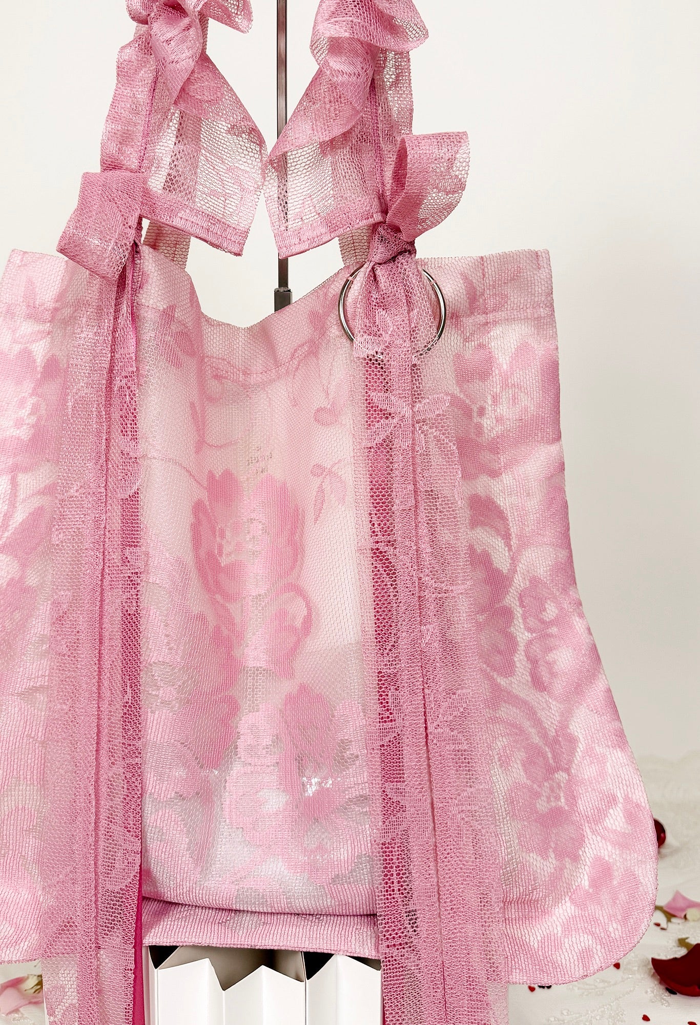ALIYA TOTE - ANTIQUE PINK LACE